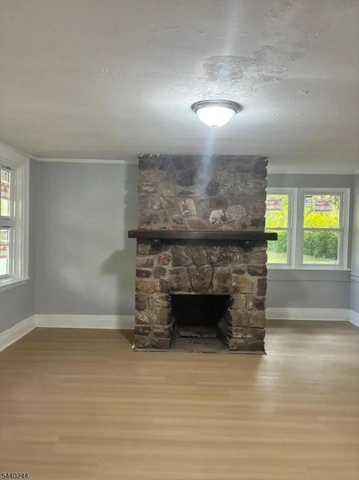 1195 Union Valley Rd - Photo 4 of 14