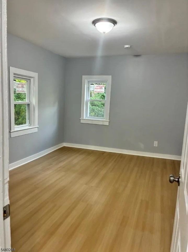 1195 Union Valley Rd - Photo 7 of 14
