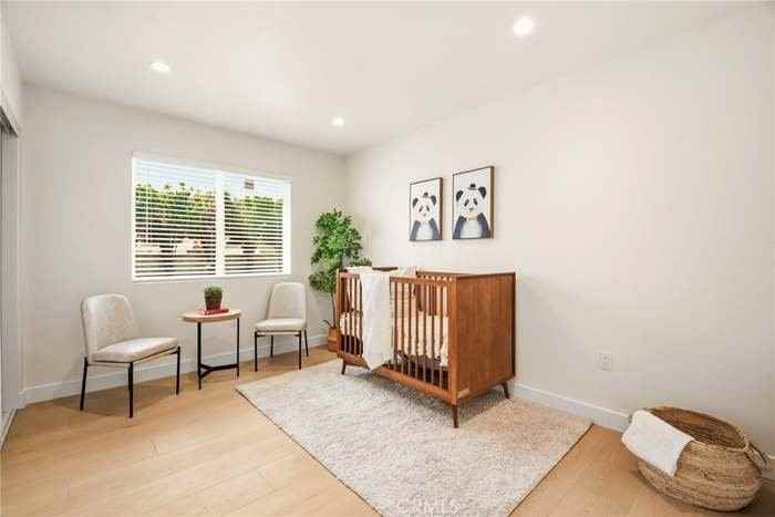 5010 W Maurie Ave - Photo 6 of 19
