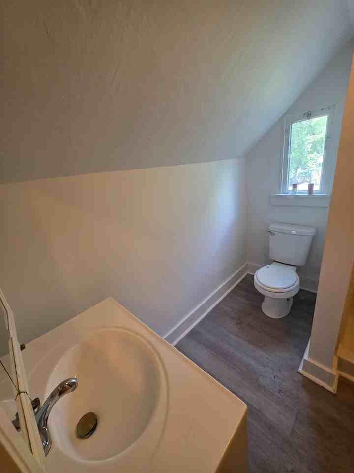 1208 Princeton Ave #2 - Photo 2 of 12