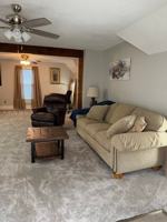 featured image of 606 N Wabash Ave #B