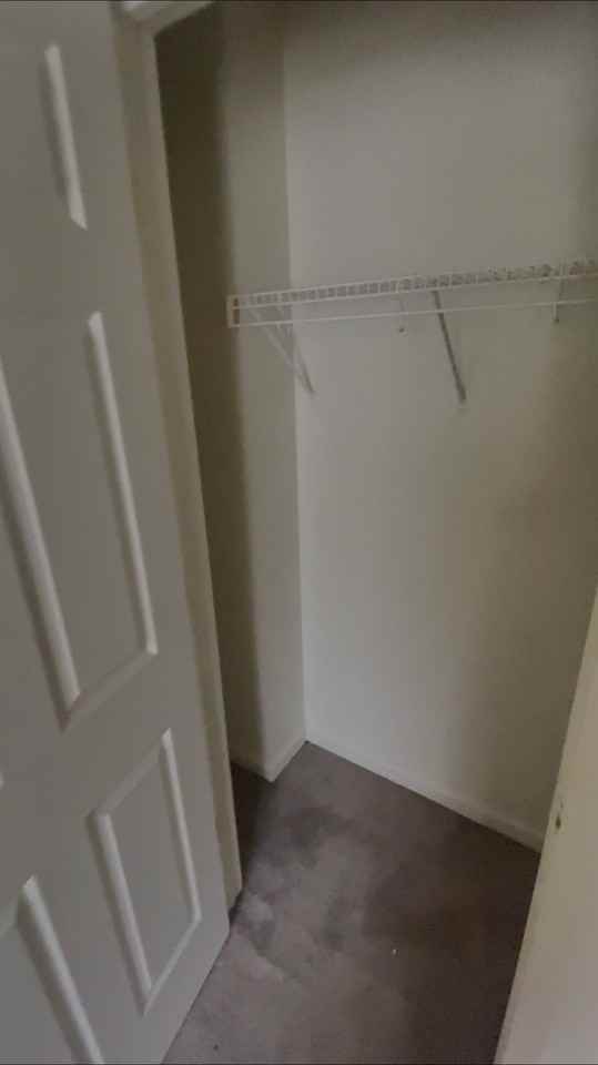 21 Matthew Ct - Photo 3 of 3