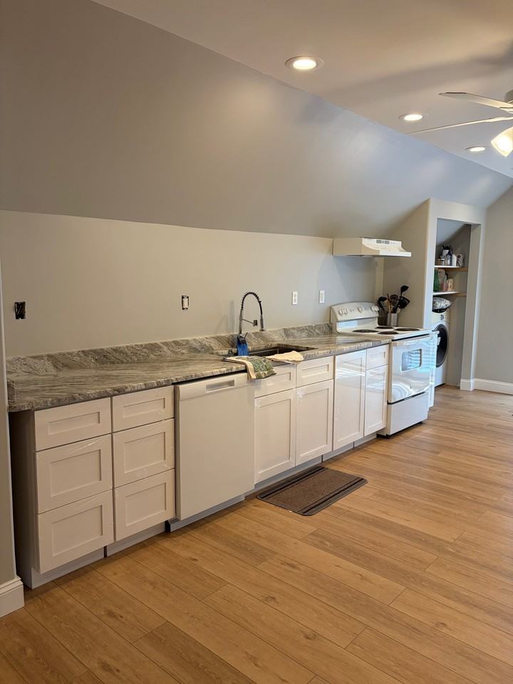 2801 Aimar Ave - Photo 3 of 16