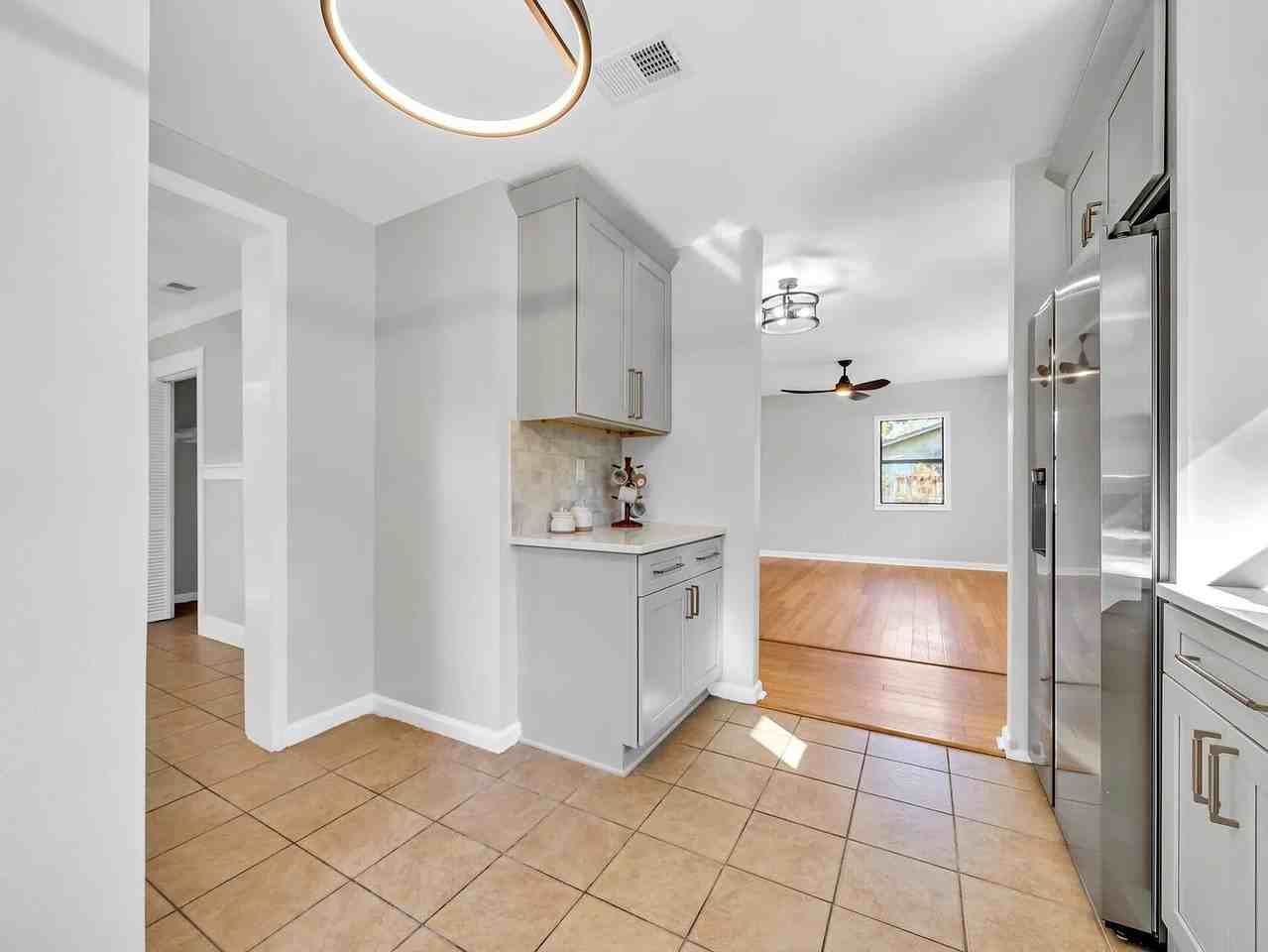 1752 Hopper St - Photo 6 of 20