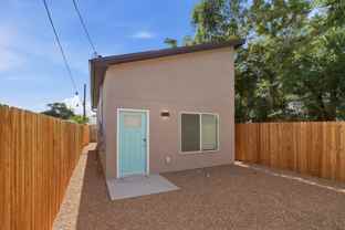 1100A 10th St Sw #A - Photo 1 of 1