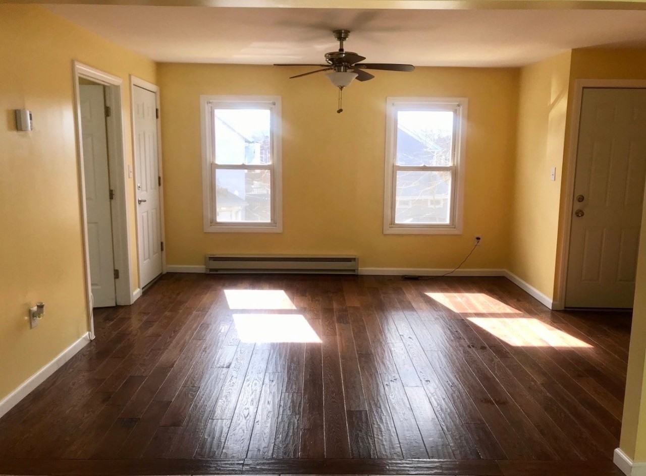 113 Washington St #2ndFL - Photo 4 of 8