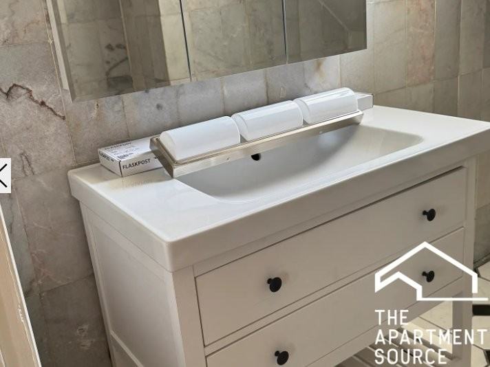 2923 N Spaulding Ave #5 - Photo 2 of 5