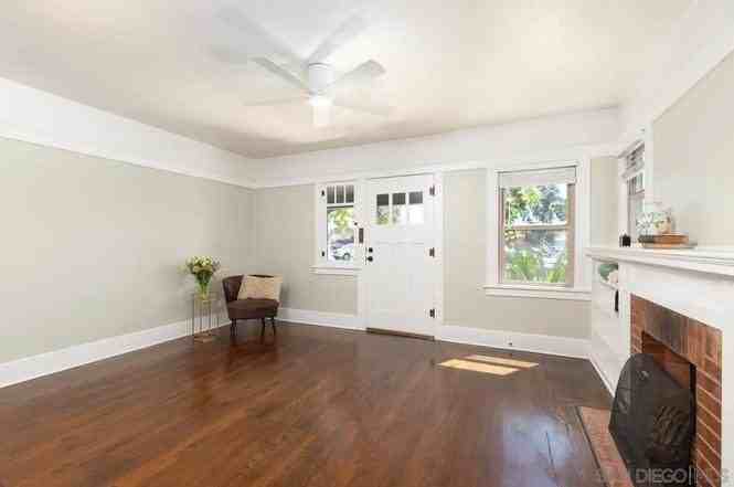 8318 Allison Ave - Photo 5 of 20