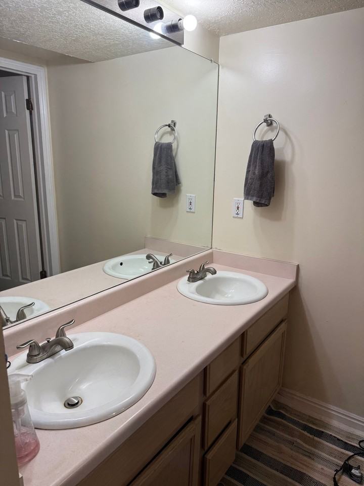 1171 W Country Ridge Dr - Photo 3 of 9