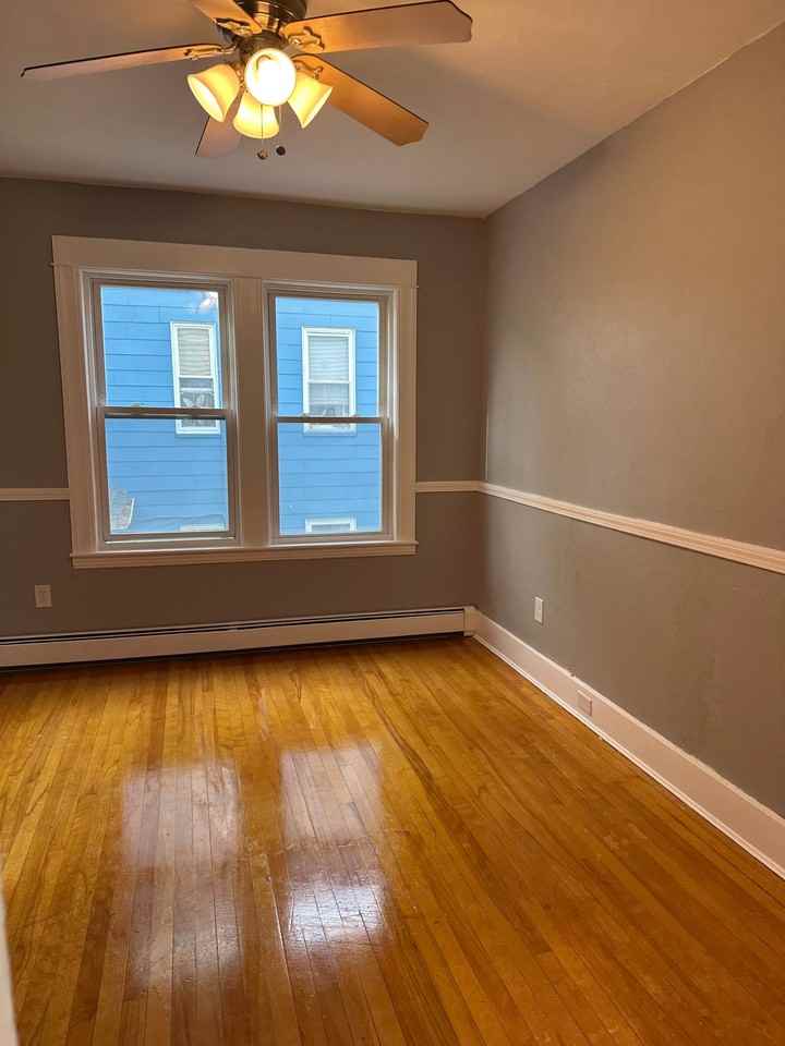 52 Pilgrim Ave #2 - Photo 4 of 7