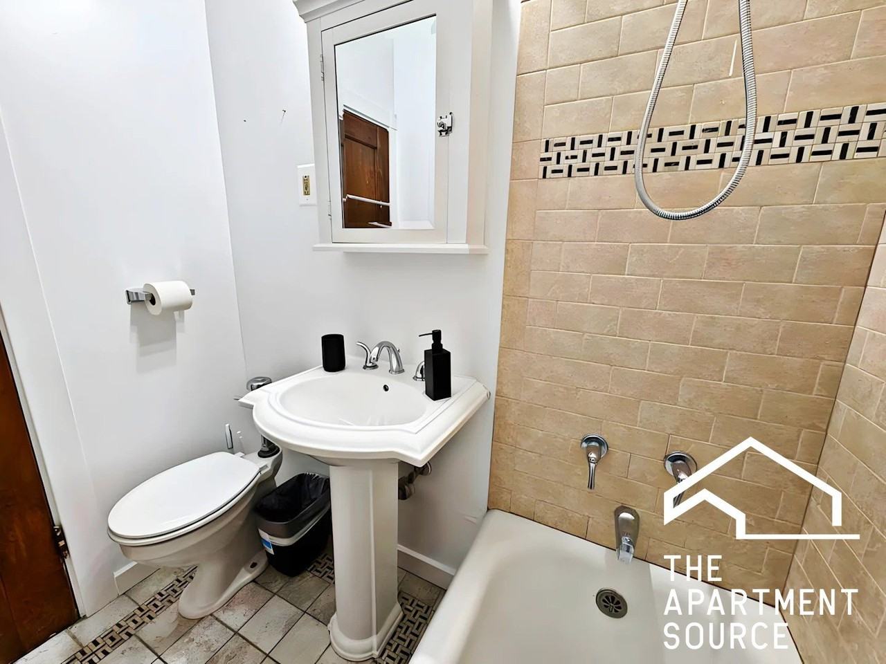 925 Hinman Ave - Photo 4 of 11