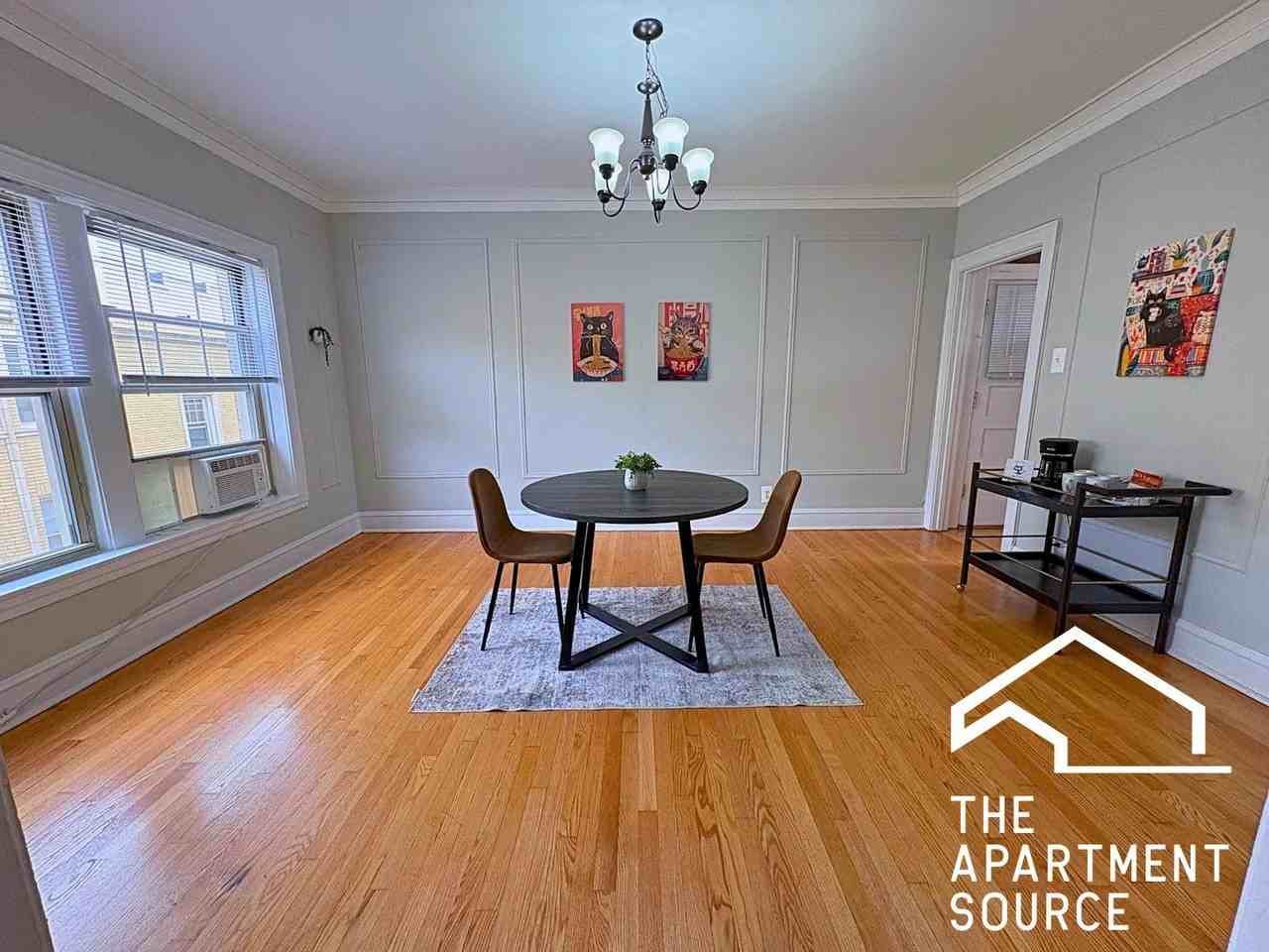 925 Hinman Ave - Photo 7 of 11
