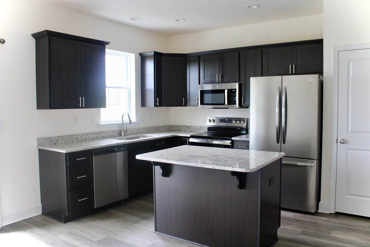 3764 Castle Dr #3764 - Photo 7 of 20
