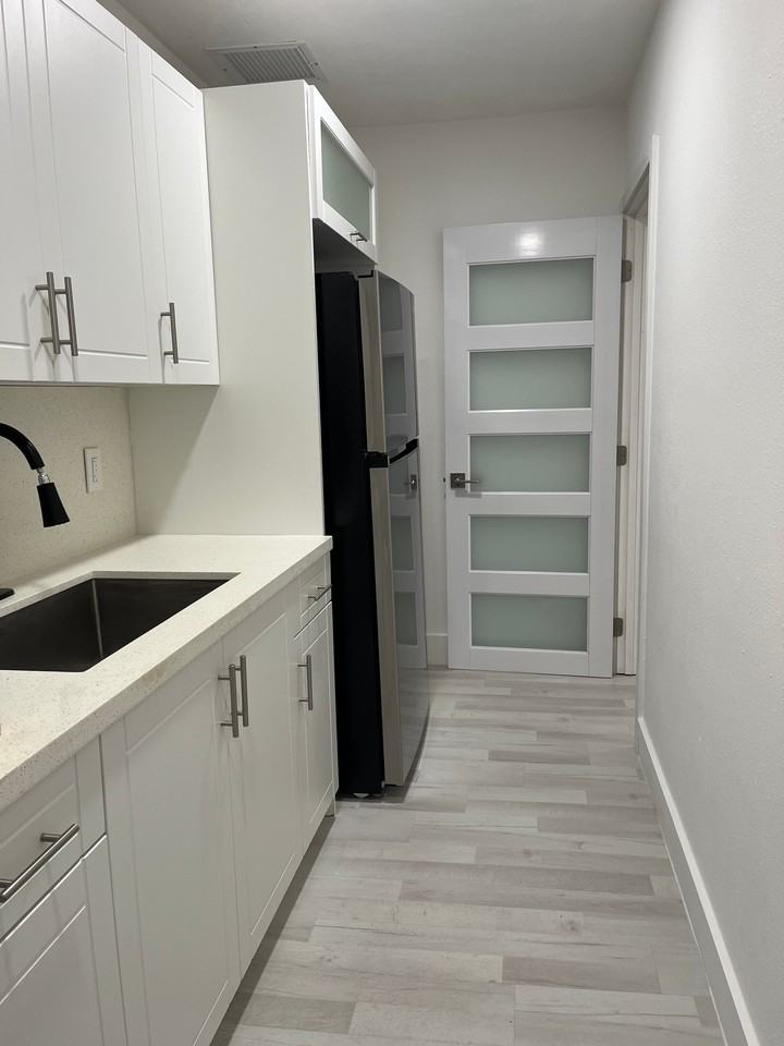 4220 Sw 21st St #1 - Photo 2 of 16