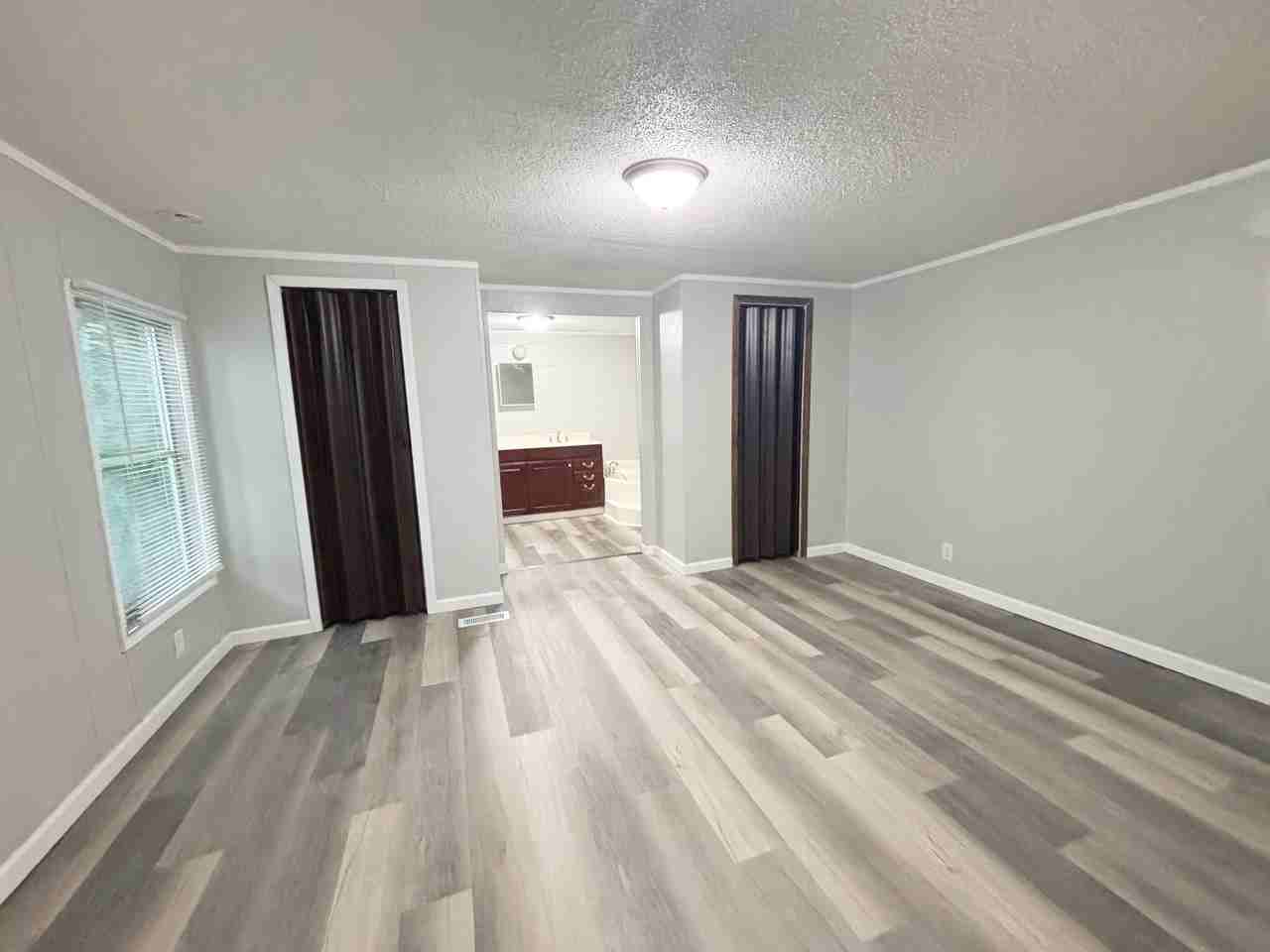 7013 Timber Rdg N - Photo 5 of 12