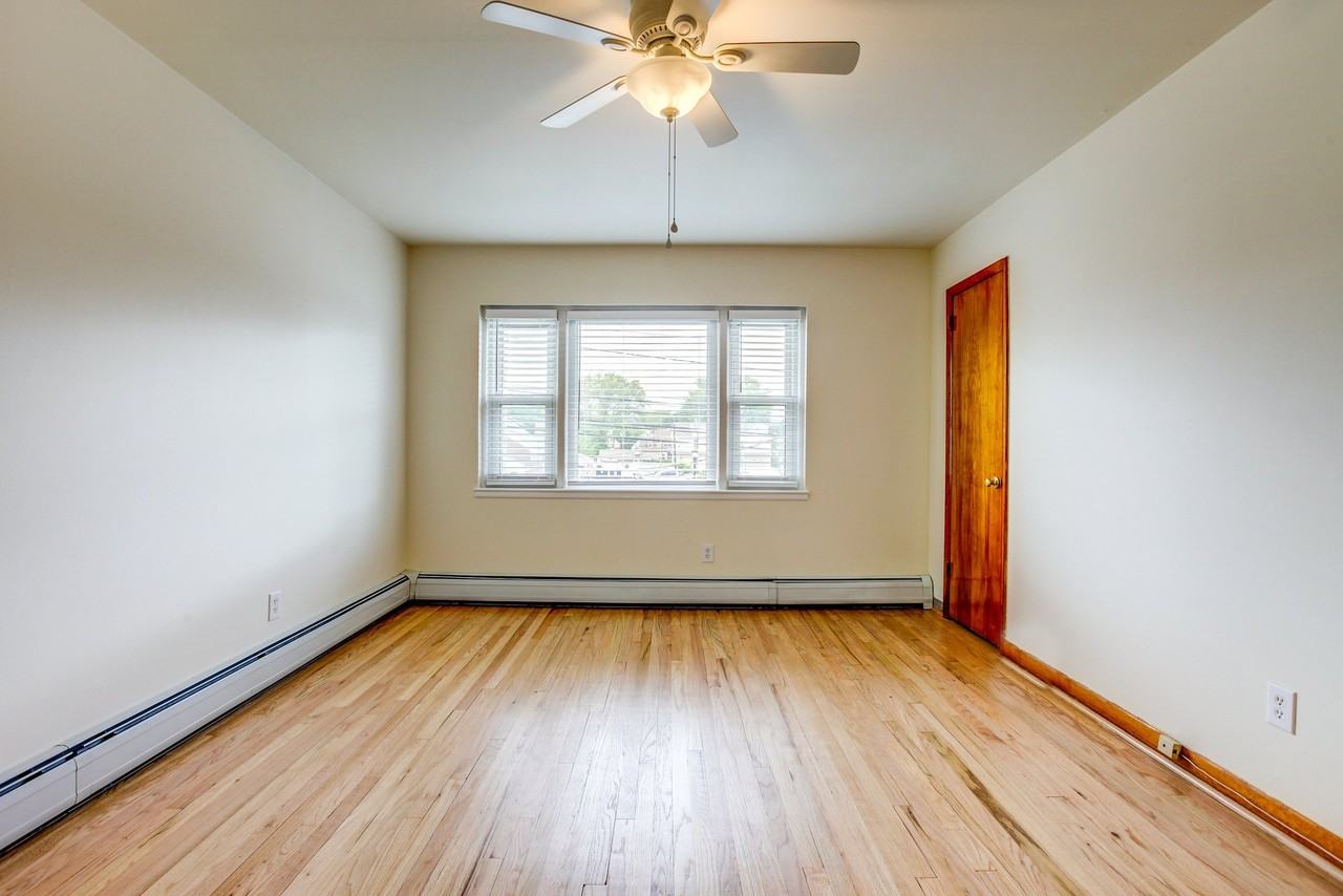 1210 Morris Ave #2 - Photo 3 of 11