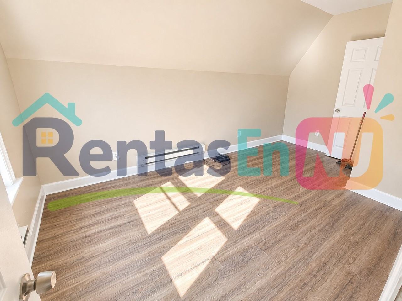 152 Chadwick Ave #3