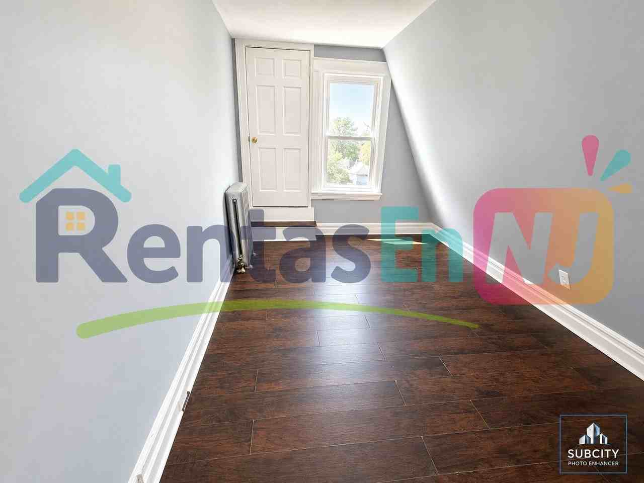 903 Hunterdon St #3 - Photo 2 of 5