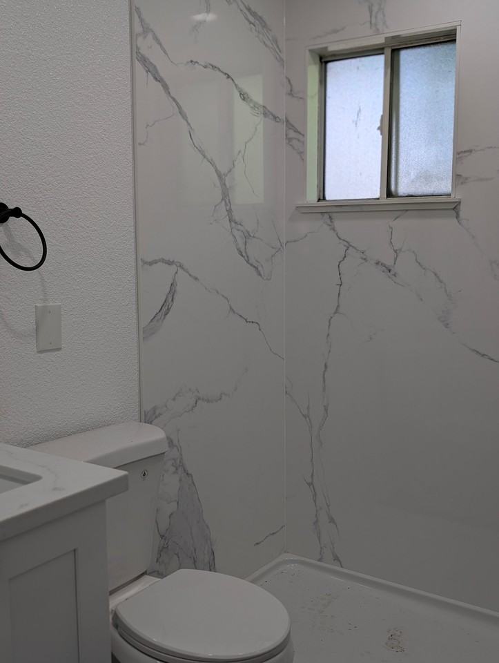 2309 Wyandotte Ave - Photo 4 of 9