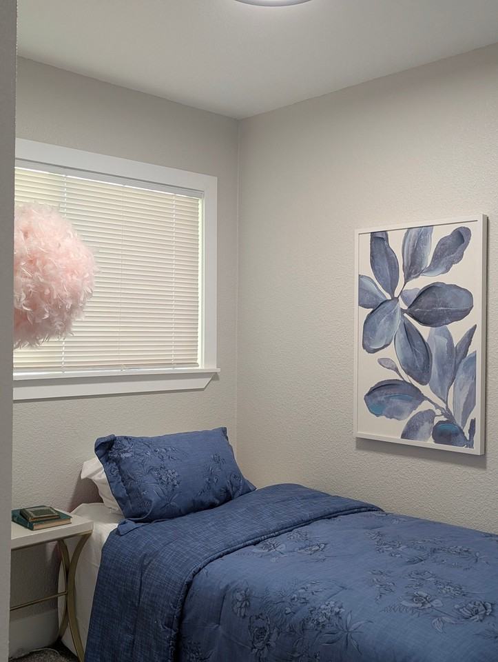 2309 Wyandotte Ave - Photo 5 of 9