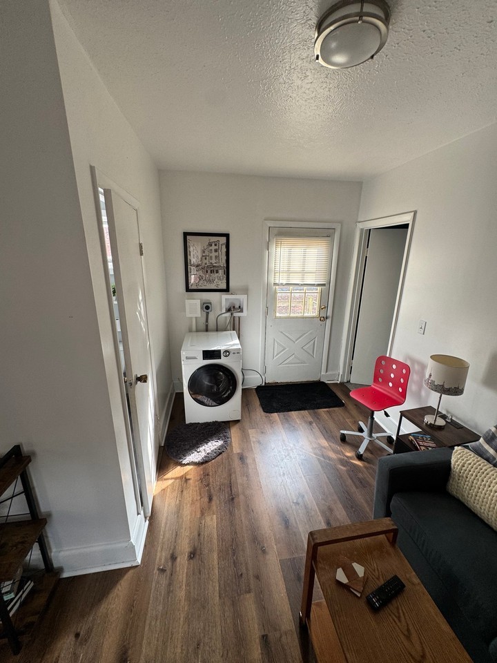 2061 Random Rd - Photo 3 of 12