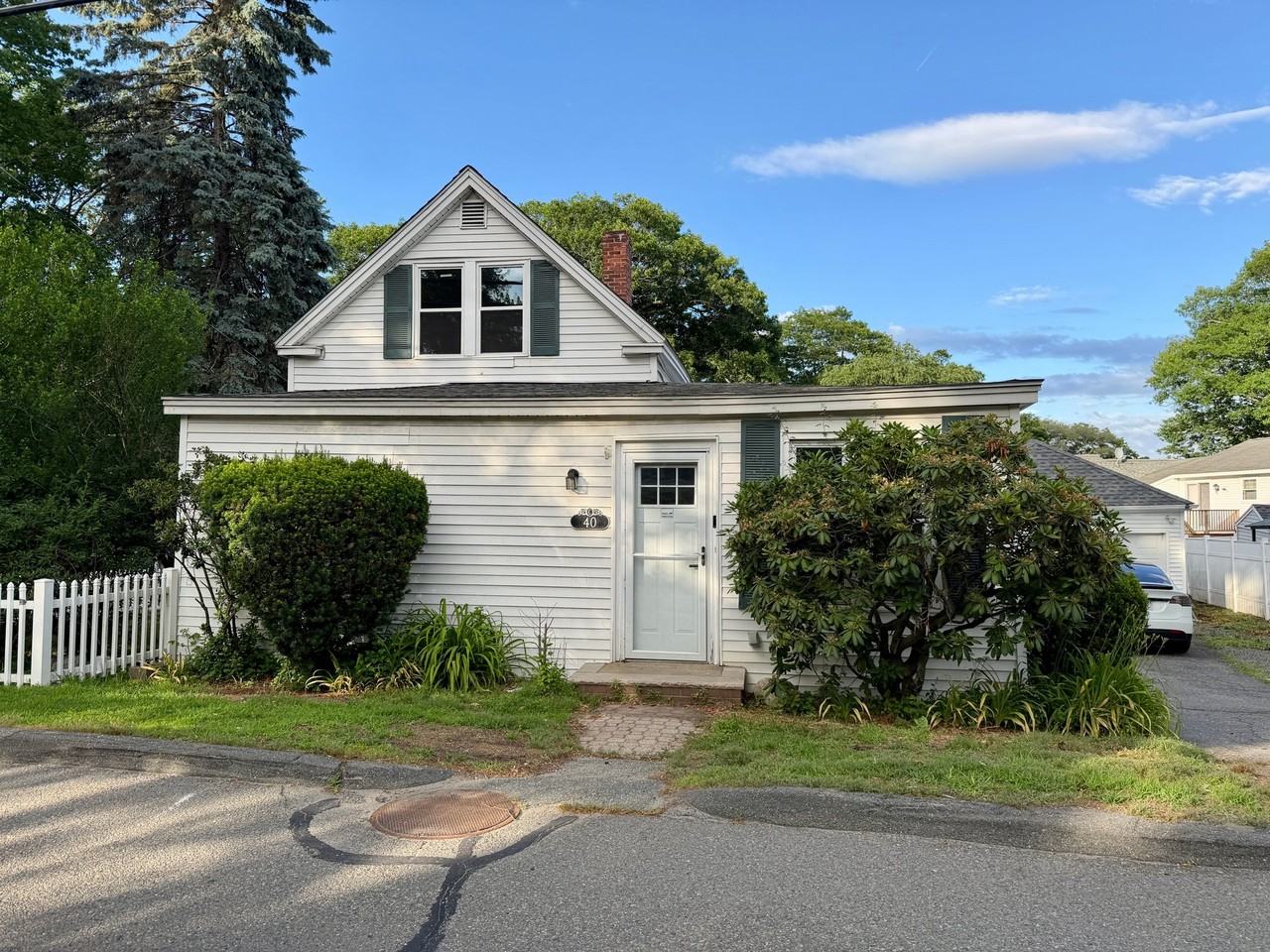 40 Central St - Photo 2 of 13