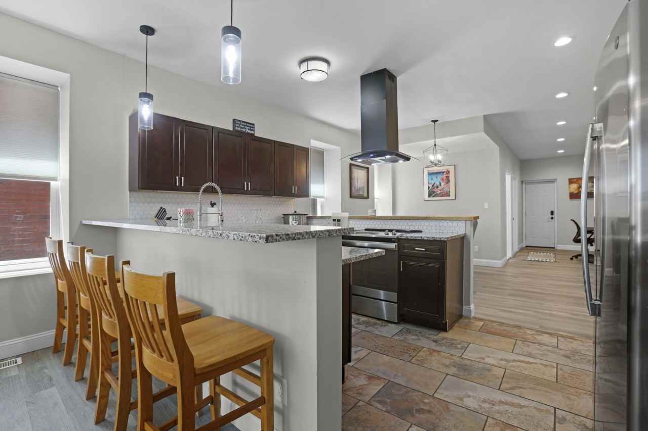 3637 S Compton Ave - Photo 5 of 20