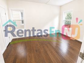 152 S 10th St #1 - Photo 1 of 1