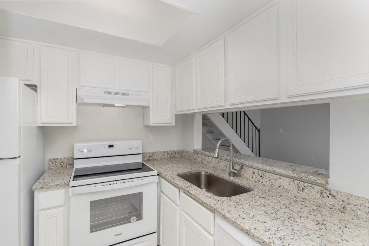 4112 Yellow Pine Ln #28-2 - Photo 7 of 10