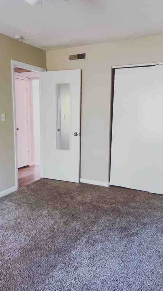 202 Sieville Ave #93 - Photo 4 of 7