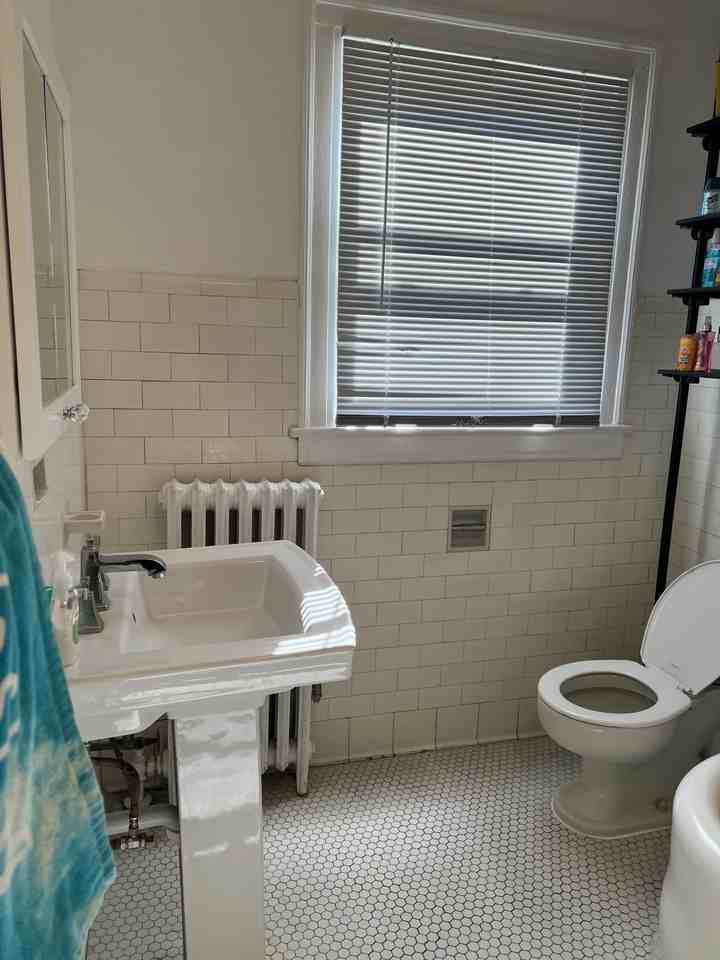 12 Sharaf St #4 - Photo 4 of 10