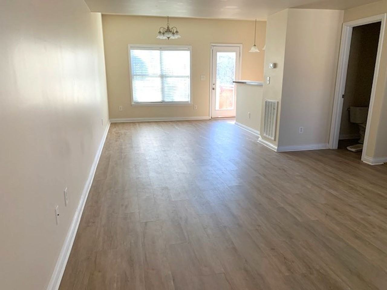 1145 Appian Crossing Way - Photo 2 of 21