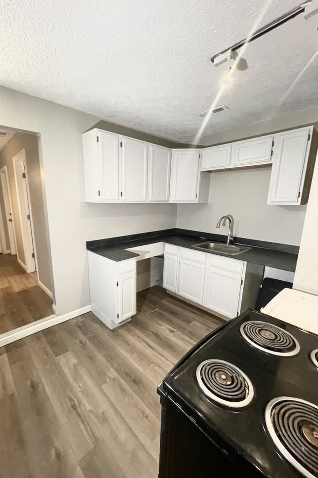 9030 Reed Rd #2 - Photo 5 of 24