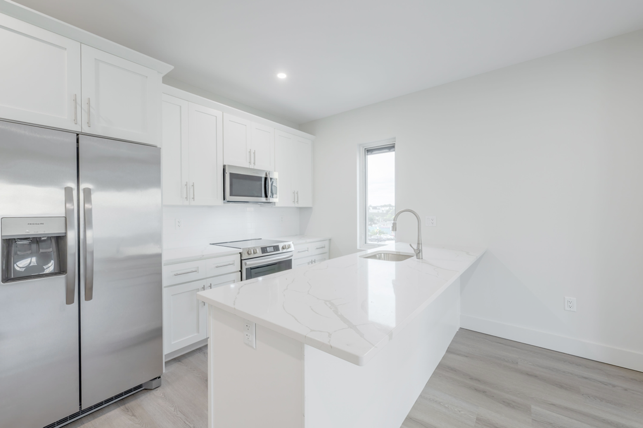34 Knight Street - Photo 4 of 10