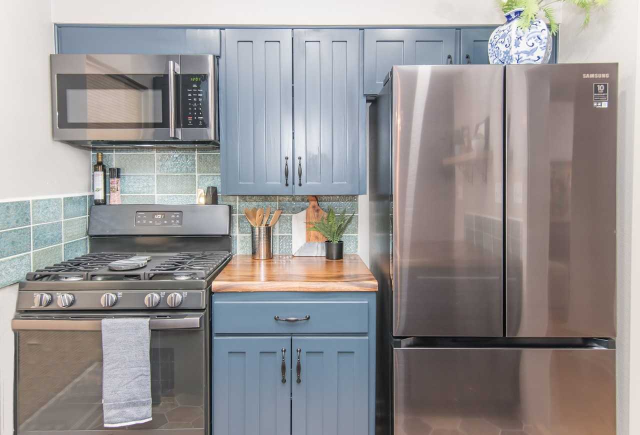 102 Harrison Ave #8 - Photo 5 of 20