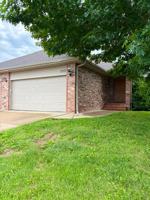 featured image of 2202 W Jonquil Ln