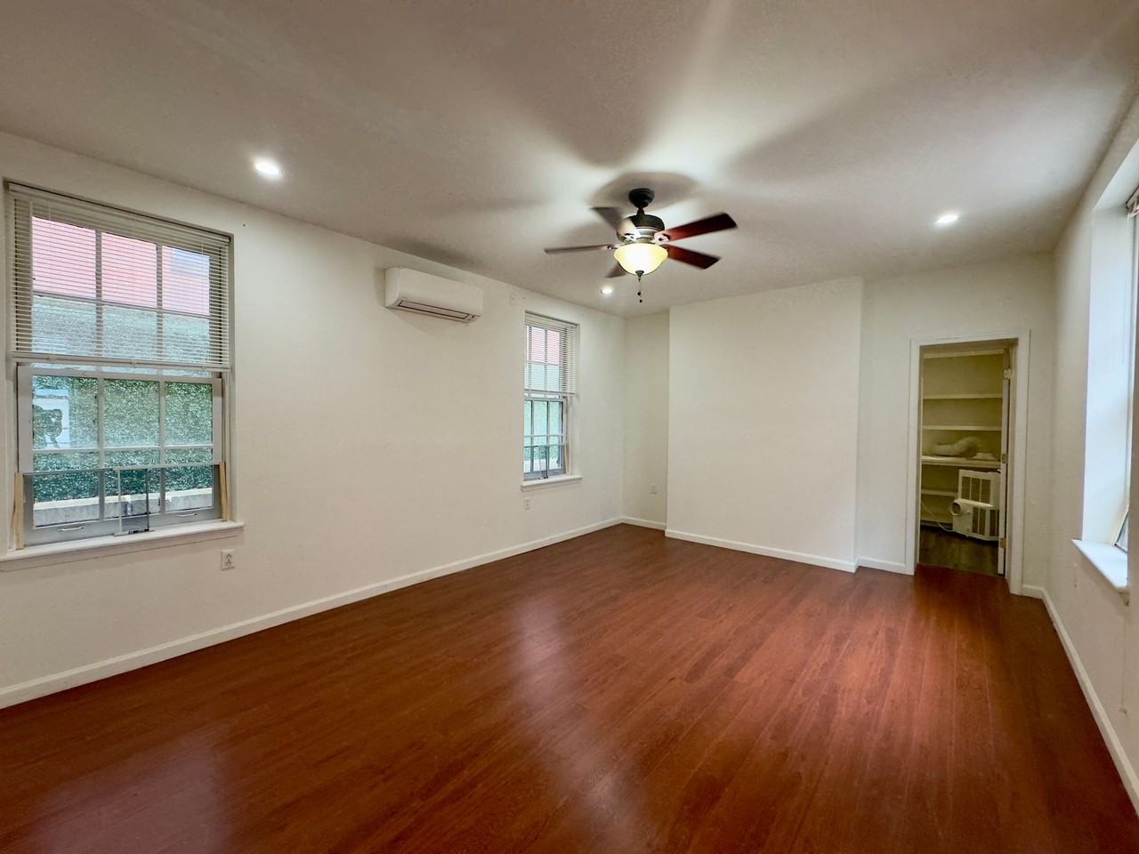 8 & 21 E Eager Street - Photo 3 of 6
