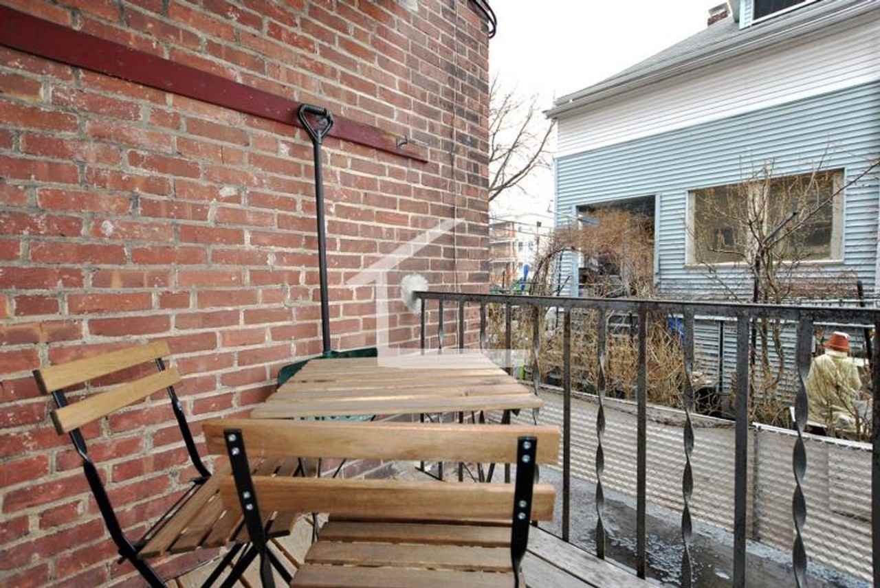 116 Washington St - Photo 5 of 5