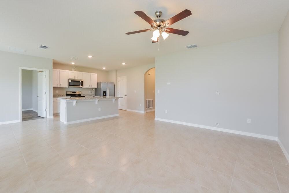 3905 Crimson Clover Dr - Photo 6 of 19
