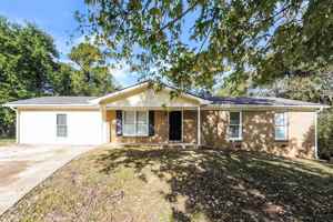 featured image of 1338 W Stoneybrook Dr