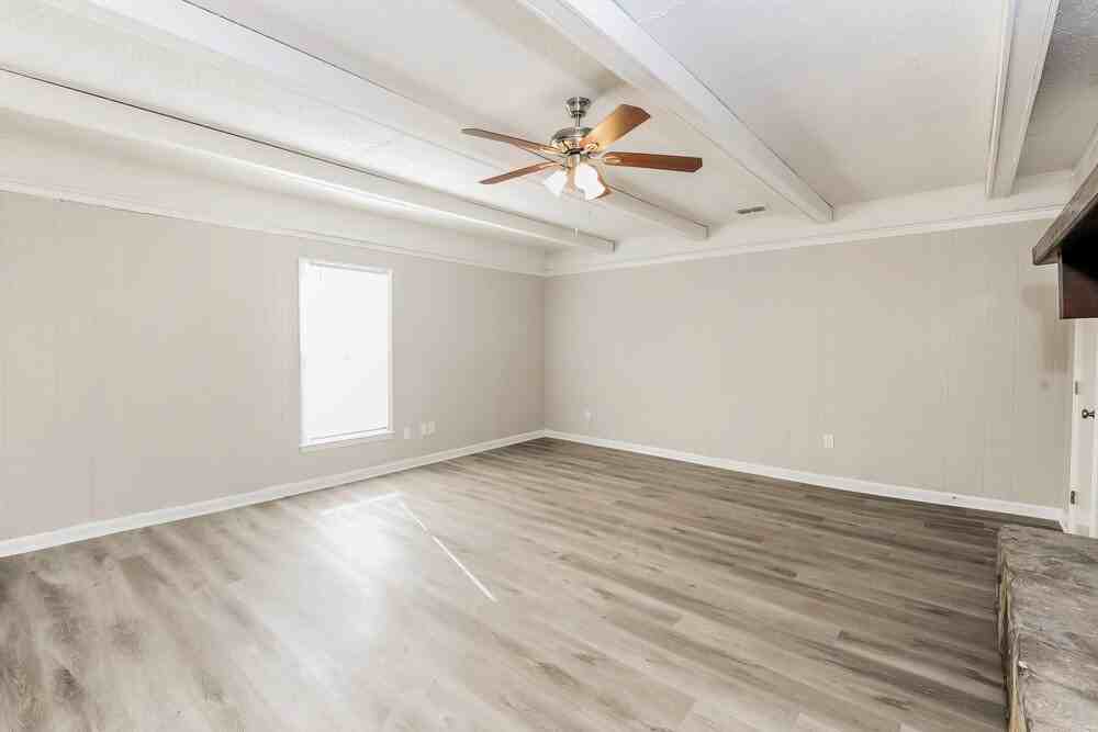 1338 W Stoneybrook Dr - Photo 6 of 16