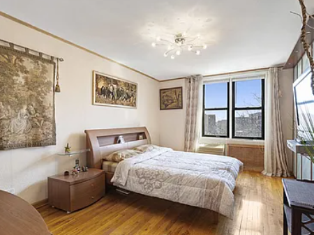 2338 East 13th Street - Photo 7 of 9