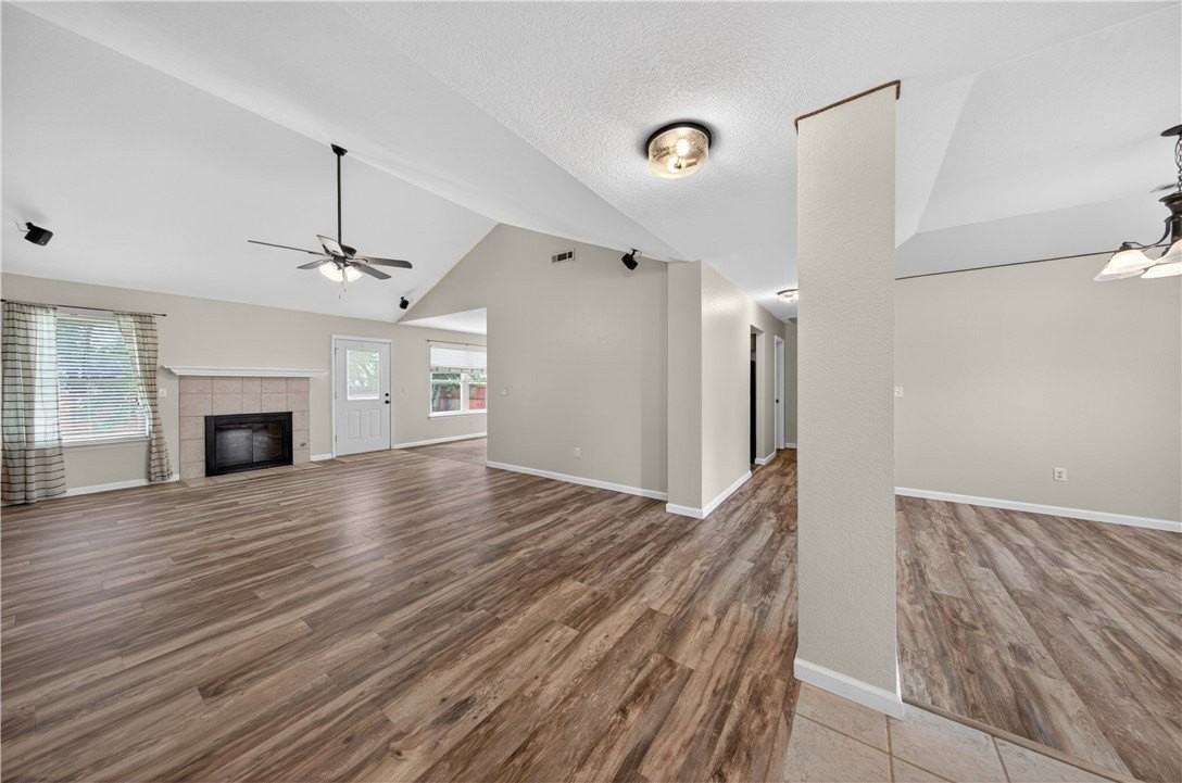 903 Tyra Ln - Photo 7 of 31