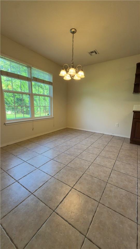 1505 Sw Elington St - Photo 5 of 12