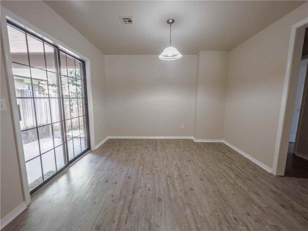 2020 S F St - Photo 5 of 10