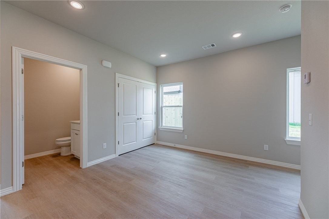 1906 Sw Poigai Ct #1 - Photo 5 of 25