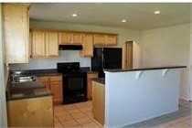 935 Kensington Dr - Photo 4 of 7