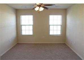 935 Kensington Dr - Photo 6 of 7