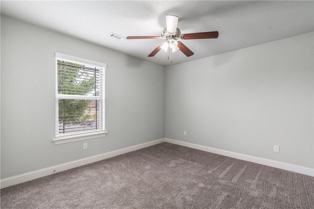 457 Harper Dr - Photo 3 of 22