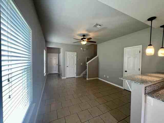 2103 Azlin Pl #A - Photo 4 of 14